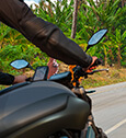 Comment brancher un GPS sur une moto ?