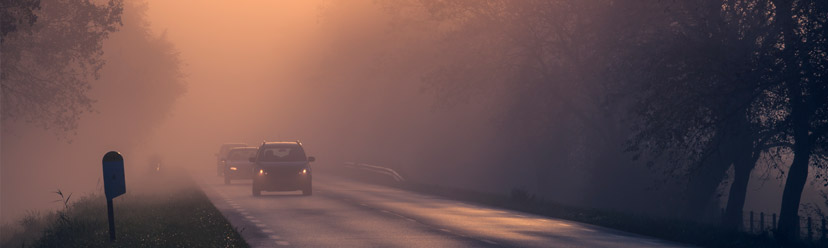 Conduite par temps de brouillard comment s'adapter