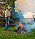 Brûler les déchets verts