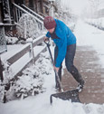 Importantes chutes de neige : quelles précautions prendre à la maison ?